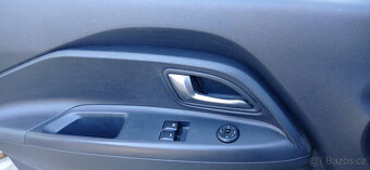 Kia Rio 1.1 CRDI - 10
