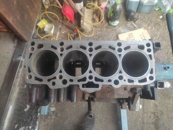 Prodám motor 1.9 TDI 66 kw - 10