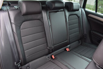 VW Golf 7 Kombi 1.2 TSi 1.majitel, KAMERA, Bi-Xenony - 10