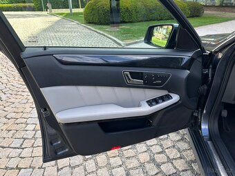 Mercedes-Benz Třídy E, 300 CDI Avantgarde, Webasto - 10