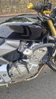 HONDU CB600F HORNET 71KW Najeto 17600 r.v 2006 - 10