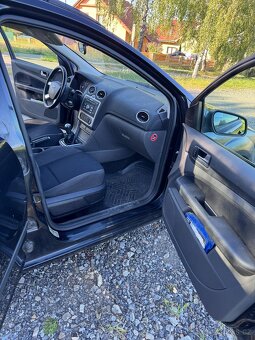 Ford Focus 2 combi 1.6 74kW - 10