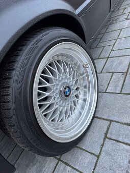 BMW e30 325i - 10