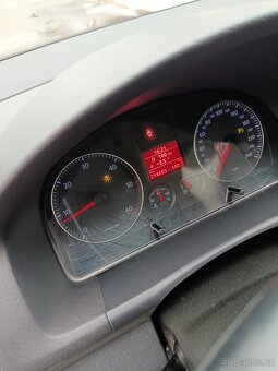 VW Touran 1.9 TDI 77 kw2007 - 10