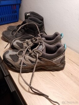 Tenisky, outdoorove boty - 10