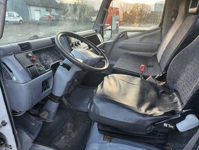 HÁKOVÝ NOSIČ KONTEJNERŮ  MITSUBISHI CANTER FUSO DO 3.5 TUNY - 10