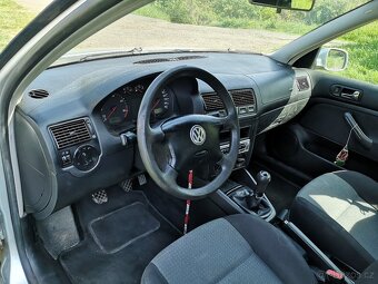 VOLKSWAGEN GOLF IV COMBI 1.9TDi - 10