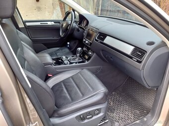 Vw Touareg 3.0 tdi Blue Motion - 10