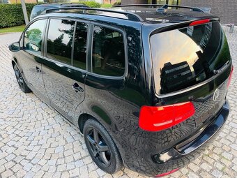 Volkswagen Touran 1.2TSI 77KW MANUÁL NAVIGACE VÝHŘEV - 10
