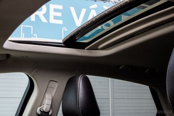 Ford Mondeo 2.0 Hybrid VIGNALE HEV eCVT / AJ NA SPLÁTKY - 10