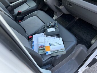 Volkswagen Crafter 2.0TDi,103kW,Manual,LED,DPH,křídlové61TKM - 10