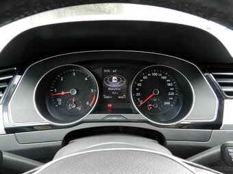Volkswagen Passat 2.0 TDi 110 kW 149.000KM r.v. 2015 LED - 10
