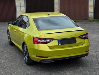 Superb 2.0TSI SPORTLINE DSG6 - 10