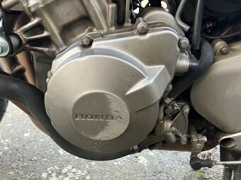 Honda CB600F Hornet - 10