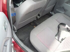 FORD FIESTA 1,4 D// ÚSPORNÉ VOZIDLO// STK:5/2025 - 10