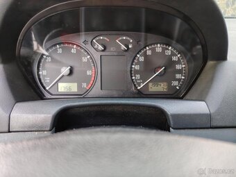 prodám Škodu Fabii 1 kombi 1.2 47kw ,r.v. 2003 - 10