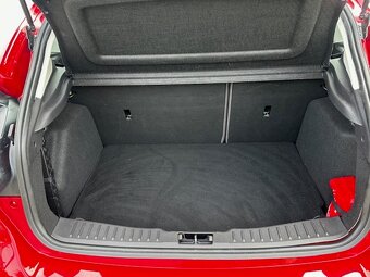 Ford Focus 1.0i 92kw, r.2012, 2.majitel, serviska, STK, top - 10