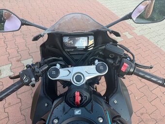 Honda cbr 650r 2023 - 10