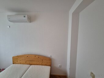 Dlouhodobý pronájem 4+1 v RD v Uherském Hradišti - 10