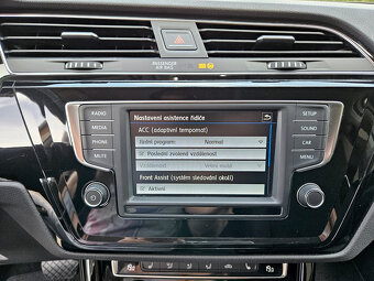Volkswagen Touran 1.6 TDI 85 kW Highline 7DSG - 10