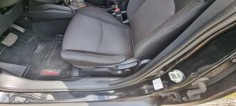 Mitsubishi ASX - 10
