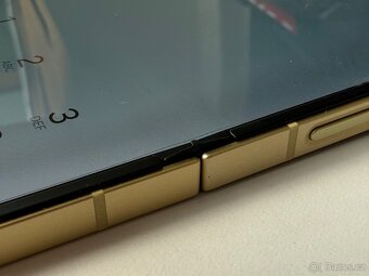 Samsung Galaxy Z Flip6 Olympic Edition - 10