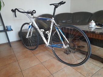 Kvalitní silniční kolo - 10