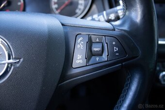 Opel Zafira OPC - 10
