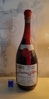 Sběratelský alkohol víno 3,78 liter BARBERA d´ALBA - 10