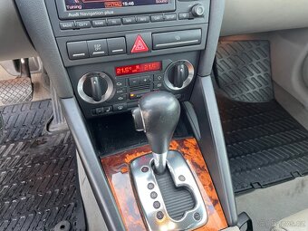 Audi A3 3,2 V6 Quattro - 10