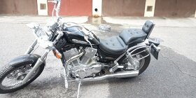 Suzuki Intruder VS 1400 - 10