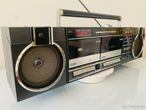 Radiomagnetofon Sanyo M-W22LU, rok 1985 - 10