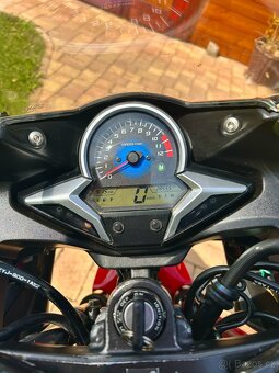 Honda CBR 250R - 10