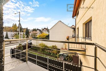 Prodej nadstandardního atypického bytu 3kk + podkrovní míst - 10