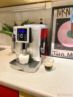 Kávovar Delonghi Magnifica ECAM - 10