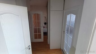 Interiérové bílé dveře – 3 ks - 10