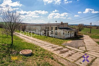Prodej zemědělského areálu 13 886 m2, Březolupy, ev.č. 02111 - 10