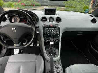 Peugeot RCZ 1.6THP 147KW Top výbava naj 116Tkm - 10