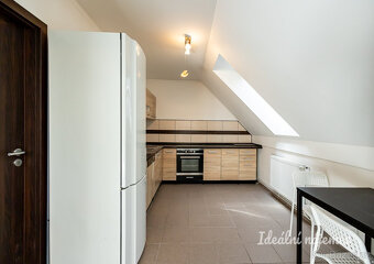 Pronájem bytu 2+kk, U Valu, Nupaky, 19900 Kč/měs, 50 m2 - 10