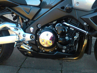 Prodám motocykl Suzuki GSX 1300 B-King - 10