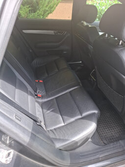 Prodám Audi A6  3.0 TDI S-line V6 Quattro - 10