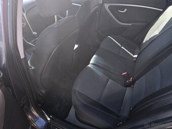 OSOBNÍ AUTOMOBIL HYUNDAI i30 r.v.2016, motor 1,6 diesel,81kW - 10