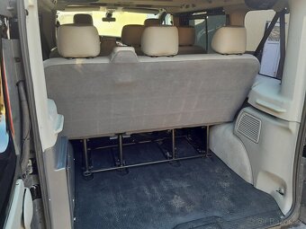 Opel Vivaro 2.5 Cdti 8 míst TOP stav - 10