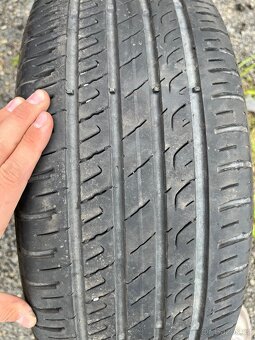 Alu kola ford - 10