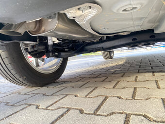 SEAT ARONA FR 1.0TSI 81KW NAJETO POUZE 2.500 KM - 10
