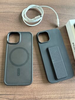 iPhone 14 128 GB - černý - 10