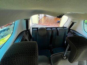 Rodinný a Úsporný Vůz: Renault Scénic 1.5 dCi, 7 MÍST - 10