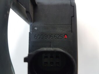 Magnetický ventil 1,4 TDi Škoda Fabia I 6Q0906625A, C, F - 10