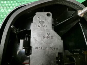 zadní světla kouřové (zatmavené) VW Polo 6N 6N0945095B + 6N0 - 10