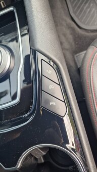 Ford Mondeo (MK5 po Faceliftu) 2.0 TDCI, ST-Line, 140kw - 10